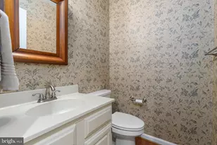 241 Clay Hill Cir, Cockeysville, MD 21030 - Photo 7