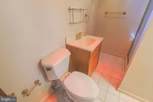 3 Veitch Ct, Baltimore, MD 21236 - Photo 33