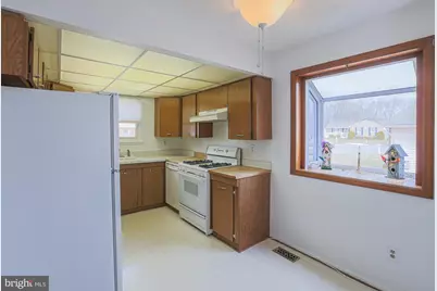 3 Veitch Court, Baltimore, MD 21236 - Photo 9