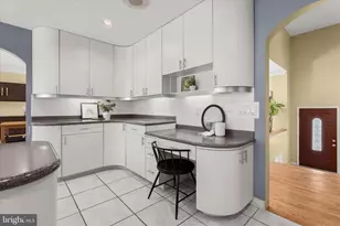 3408 Old Post Dr, Baltimore, MD 21208 - Photo 19