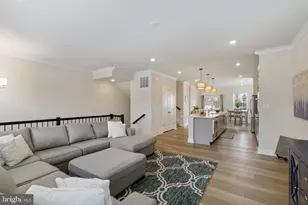 207 Birdie Ct, Pikesville, MD 21208 - Photo 9