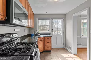 1551 Putty Hill Ave, Towson, MD 21286 - Photo 11