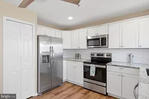 4705 Wainwright Cir, Owings Mills, MD 21117 - Photo 9