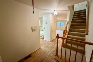 12 Island Run Ct, Baltimore, MD 21228 - Photo 3