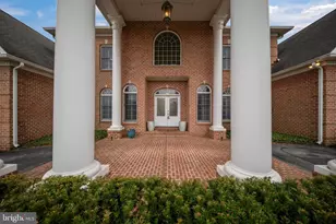 505 Pond View, Hunt Valley, MD 21030 - Photo 5