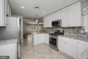 612 W Chesapeake Ave, Towson, MD 21204 - Photo 11