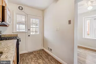 946 Middlesex Rd, Essex, MD 21221 - Photo 9