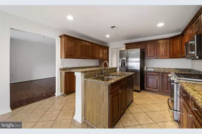 12246 Roundwood Road #707, Lutherville Timonium, MD 21093 - Photo 9