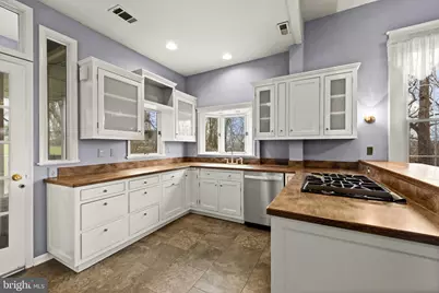 1704 Forsythia Lane, Baltimore, MD 21227 - Photo 9