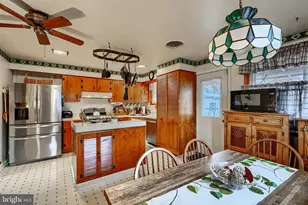 1220 Hillshire Rd, Dundalk, MD 21222 - Photo 11