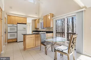 4 Chellis Ct, Owings Mills, MD 21117 - Photo 7