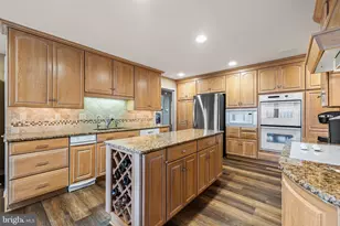 4 Regency Ct, Baltimore, MD 21208 - Photo 19