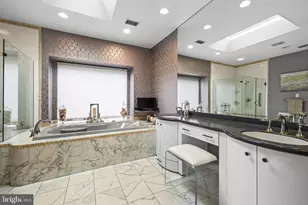 4 Regency Ct, Baltimore, MD 21208 - Photo 29