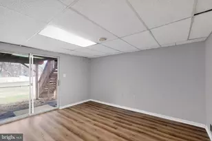 7 Rocky Brook Ct, Windsor Mill, MD 21244 - Photo 7