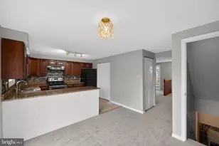 7 Rocky Brook Ct, Windsor Mill, MD 21244 - Photo 9