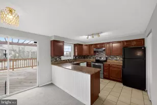 7 Rocky Brook Ct, Windsor Mill, MD 21244 - Photo 15