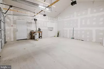 34 Burke Avenue E, Baltimore, MD 21286 - Photo 41