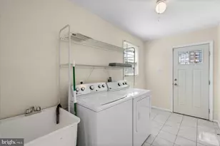 1111 Mirga Cir, Baltimore, MD 21207 - Photo 9