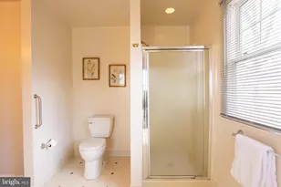 2012 Cedar Cir Dr, Catonsville, MD 21228 - Photo 33