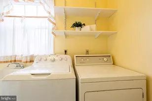 2012 Cedar Cir Dr, Catonsville, MD 21228 - Photo 51