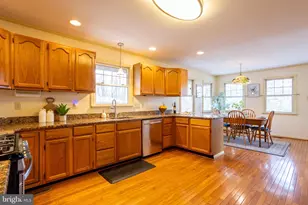 2012 Cedar Cir Dr, Catonsville, MD 21228 - Photo 15