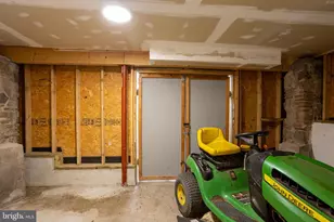 2012 Cedar Cir Dr, Catonsville, MD 21228 - Photo 61