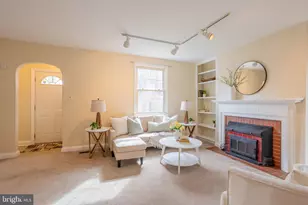 2012 Cedar Cir Dr, Catonsville, MD 21228 - Photo 3