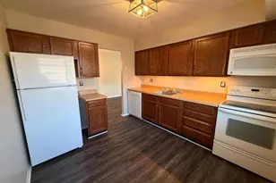 1 Summit Hill Ct, Baltimore, MD 21228 - Photo 7