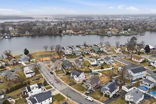 14 Beach Dr, Dundalk, MD 21222 - Photo 3