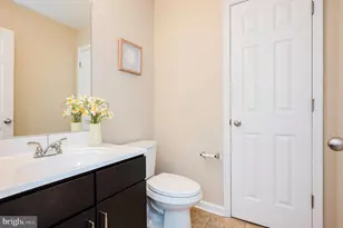 323 Paladium Ct, Owings Mills, MD 21117 - Photo 7