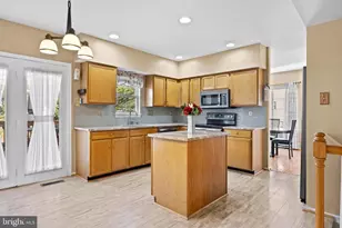 9046 Tarpleys Cir, Baltimore, MD 21237 - Photo 11