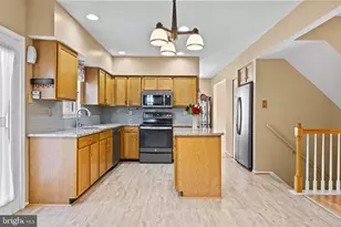 9046 Tarpleys Cir, Baltimore, MD 21237 - Photo 9