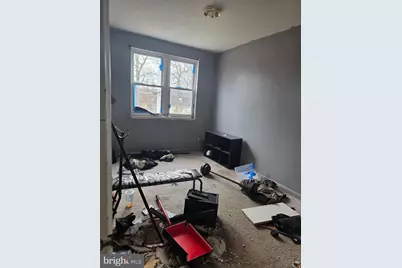 301 Endsleigh Avenue, Baltimore, MD 21220 - Photo 3