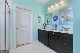 6926 Summit Cir, Baltimore, MD 21239 - Photo 21