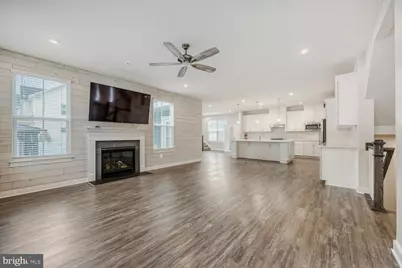 6425 Greenleigh Avenue, Middle River, MD 21220 - Photo 9