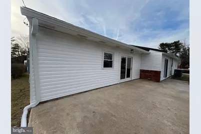 2025 Greengage Road, Windsor Mill, MD 21244 - Photo 7