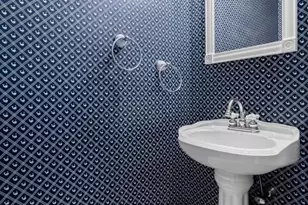 1607 Ruxton Rd, Towson, MD 21204 - Photo 17