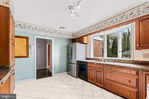 1607 Ruxton Rd, Towson, MD 21204 - Photo 15