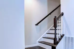 1811 Wind Gate Rd, Baltimore, MD 21227 - Photo 9