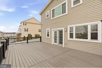 6108 Shady Spring Avenue, Rosedale, MD 21237 - Photo 9