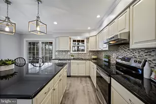 732 White Oaks Ave, Baltimore, MD 21228 - Photo 11