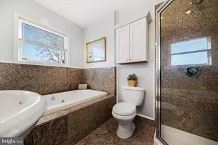 8101 Shore Rd, Baltimore, MD 21222 - Photo 19