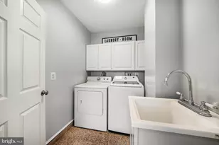 8101 Shore Rd, Baltimore, MD 21222 - Photo 27