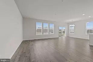 8103 Cyress Point Ct, Rosedale, MD 21237 - Photo 7