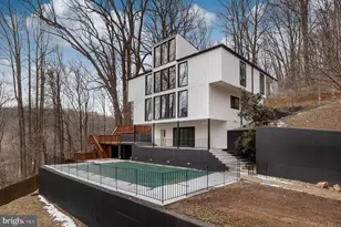 903 Ivy Hill Rd, Cockeysville, MD 21030 - Photo 1