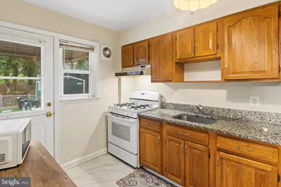 166 Cherrydell Road, Baltimore, MD 21228 - Photo 13