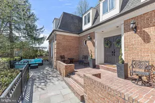 2102 Highland Ridge Dr, Phoenix, MD 21131 - Photo 3