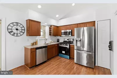 9015 Tarpleys Circle, Baltimore, MD 21237 - Photo 11