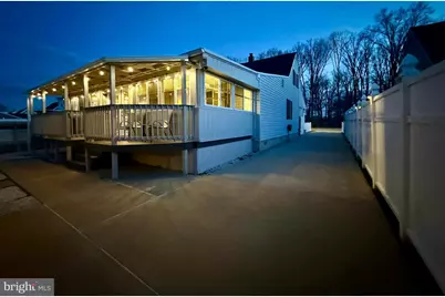 8626 Wise Avenue, Baltimore, MD 21222 - Photo 9