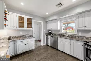 106 Gibbons Blvd, Cockeysville, MD 21030 - Photo 13